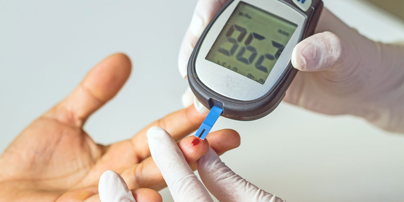 5 Reasons You Should Monitor Your Blood Sugar Levels Regularly